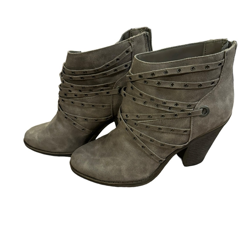 Fergalicious Ankle Boot size 8